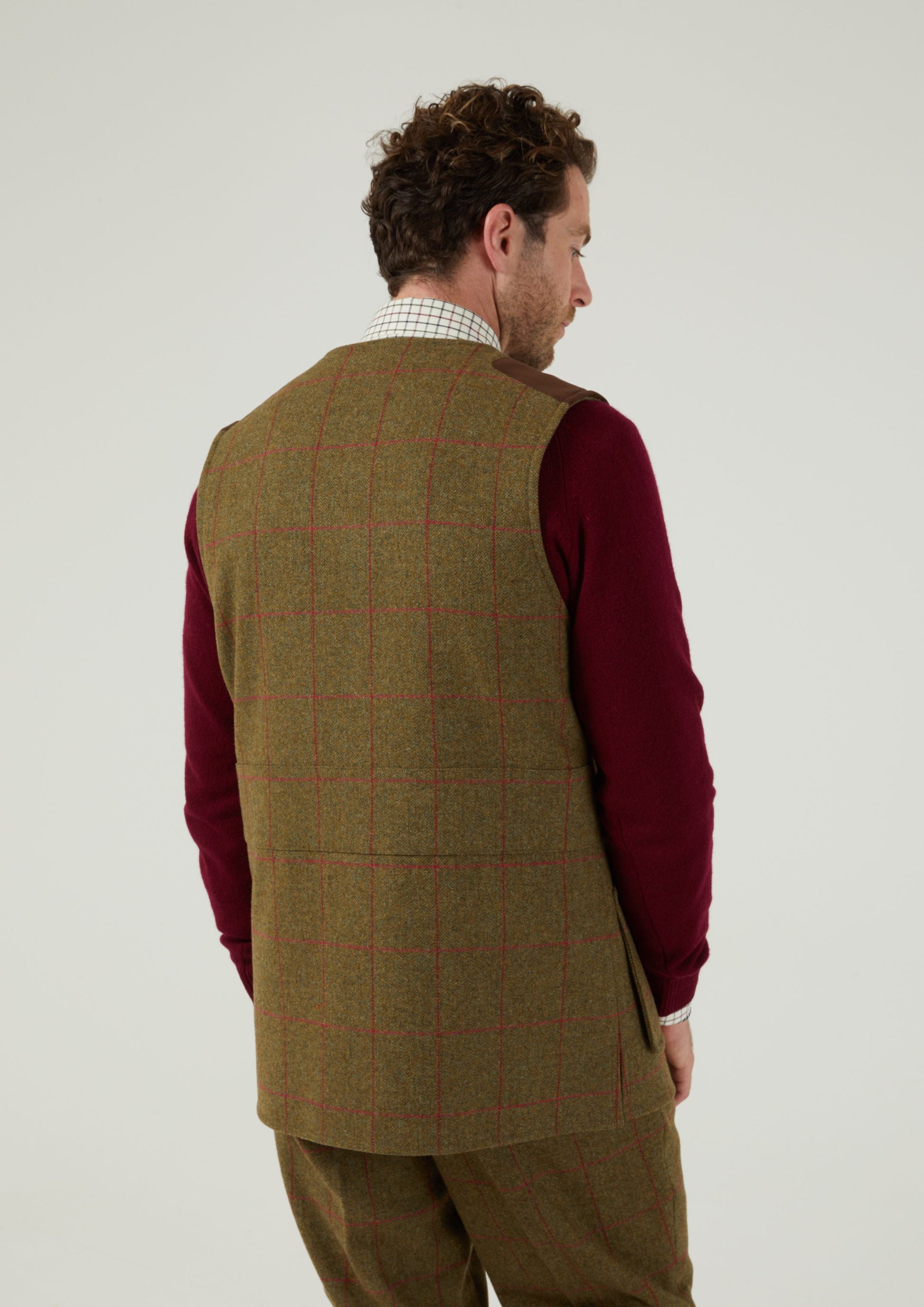 Combrook Men's Tweed Shooting Vest in Sage