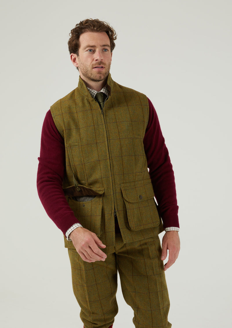 Rutland Men's Tweed Vest In Lichen